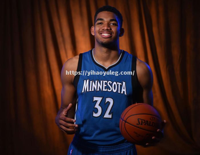 NBA选秀状元成熟秀，球风酷似经典球星